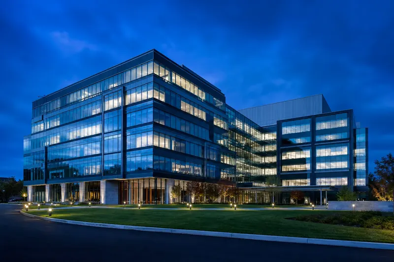 TREND SALE INC corporate headquarters information